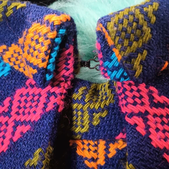 Multicolor striped one size fits most Fringe poncho. - Picture 10 of 11